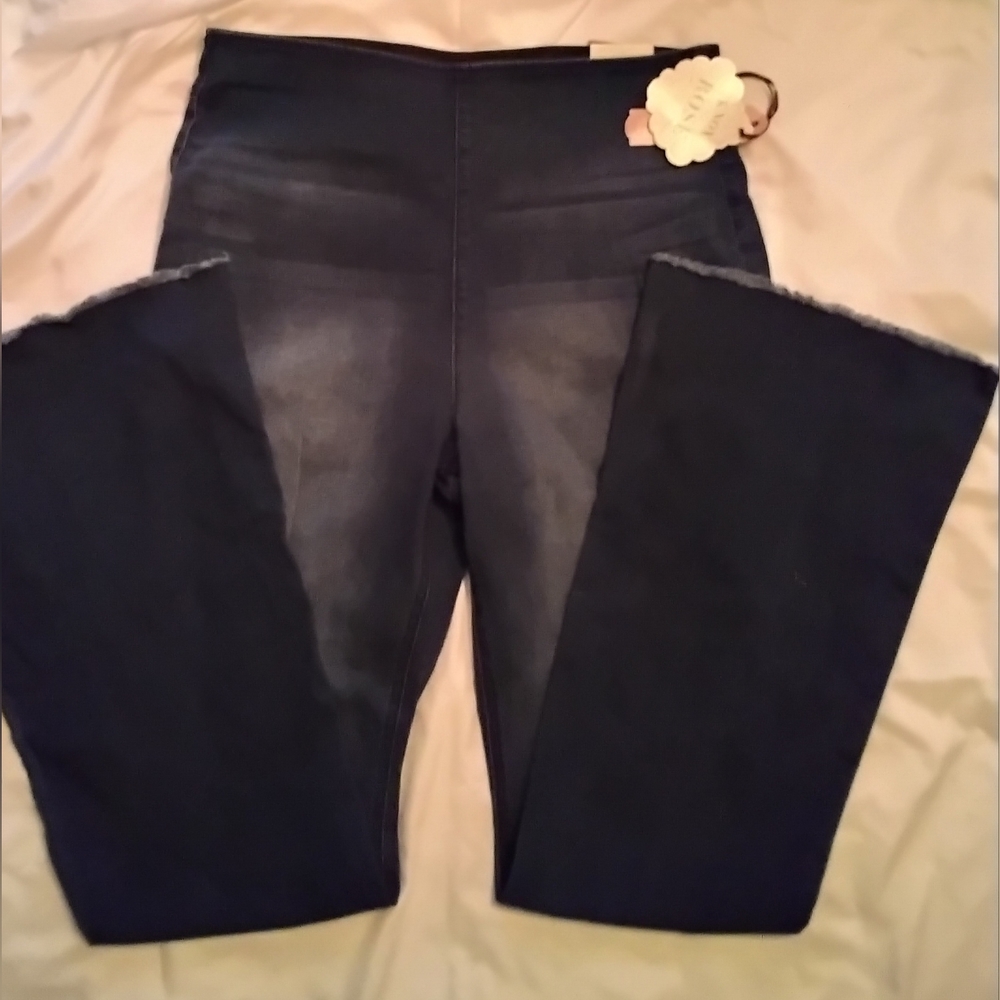 High Rise Pull-on Jeans